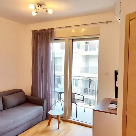 Apartments More!-2