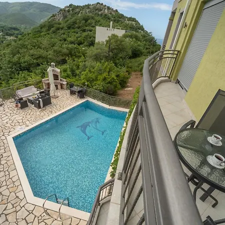 Villa Montenegrina-2