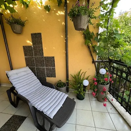Apartment Frida House-3