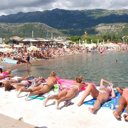 Budva Inn Guest House-3