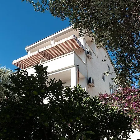 Apartments Durovic-3
