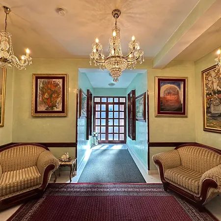 Beatrix Lux Hotel-2