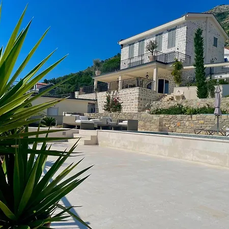 Villa Portico-3