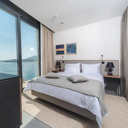Boutique Hotel Shell-3