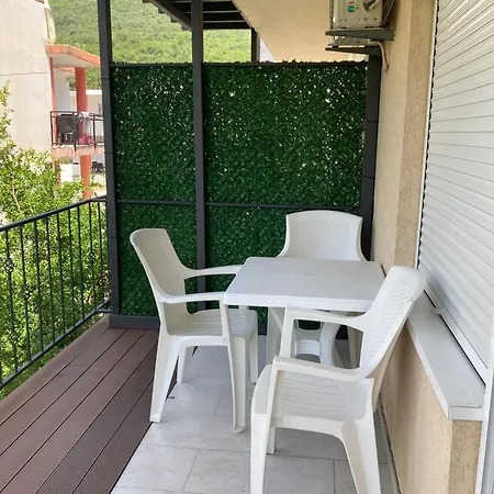 Budva, Jaz, Apartmani Dif-3