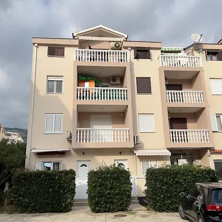 Casa Apartments, Two-Bedroom Apartment-2