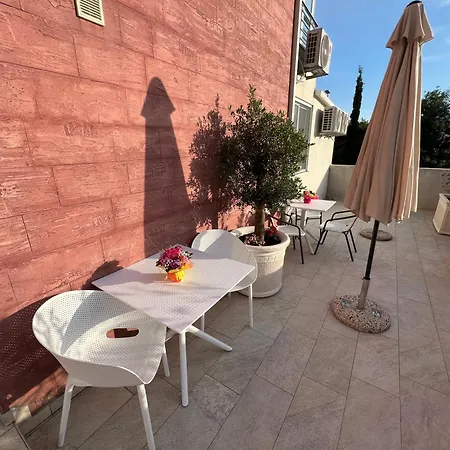 Apartments Residence Dj-2