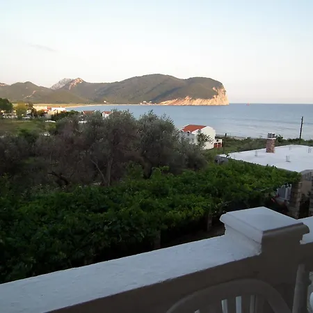 Castellamare Residence-2