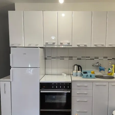 A&J Apartment-2