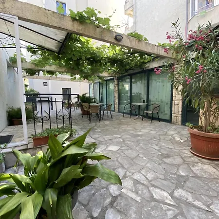 Guesthouse Tri Palme-3
