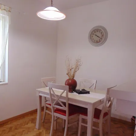 Guest House Ivan-2