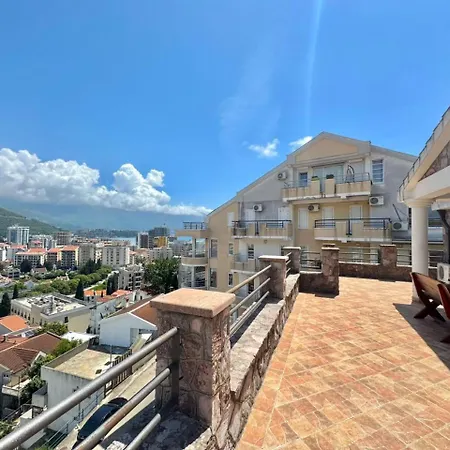 Contessa Apartments-3