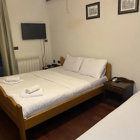 Vila Centar-2