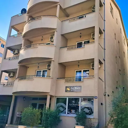 Le Marc Guest House-3