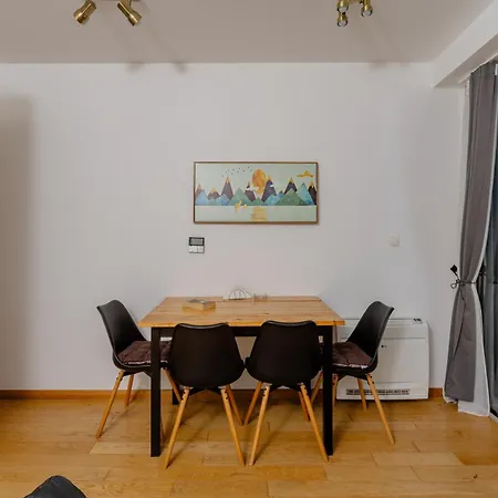 City Apartments 2-2