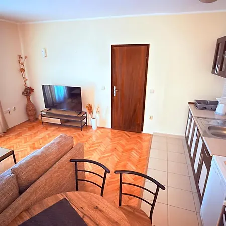 Apartments Hmd-3