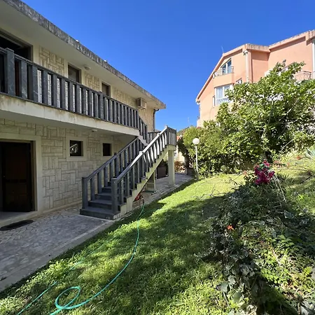 Rooms Villa Desa-3