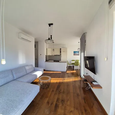 Lagoon Apartments-3