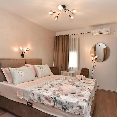 Vila Apartments Lidija-2