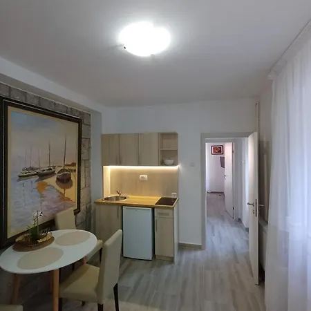 Apartments Mitrovici Milocer-2