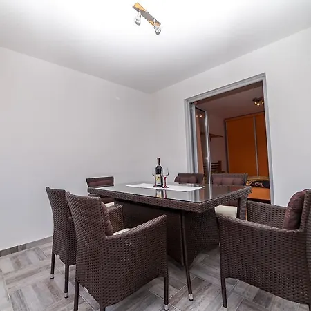 Apartment Lux-2