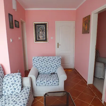 Apartments Trsteno 1-2