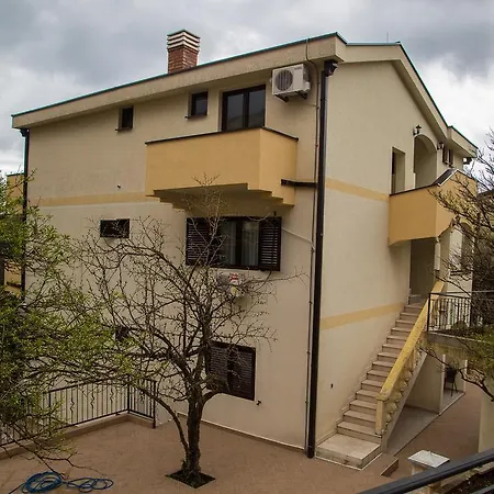 Apartmani Ksenija-3