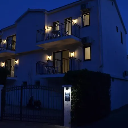 Casablanca Apartments-3