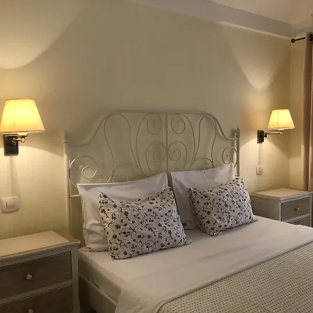 Guest House Sea Breeze-3