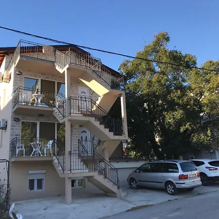Budva, Jaz, Apartmani Dif-2