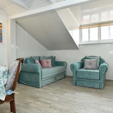 Old Town Beach Apartment-3