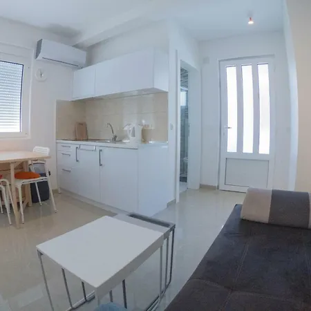 Apartment Anka 2-3