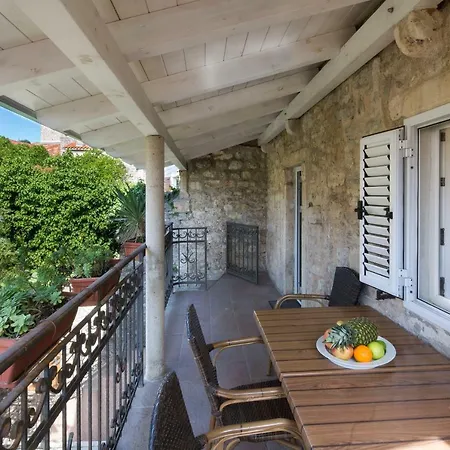 Apartment Kovacevic Old Town-3