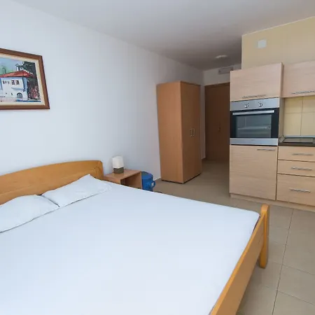 Apartments Mtv-3