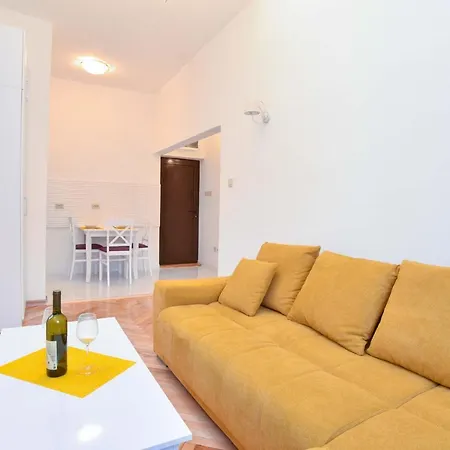 Yugoslavia Apartment-3