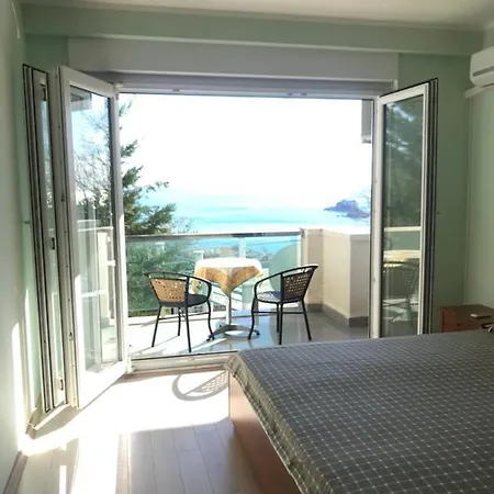 Mums Apartment Petrovac-2