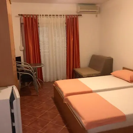 Guesthouse Mb Knezevic-3