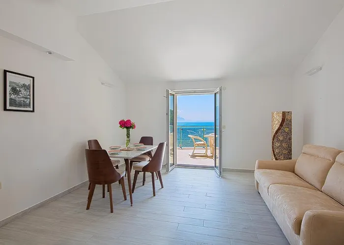 Appartamento Manda 107 Mansion Budua