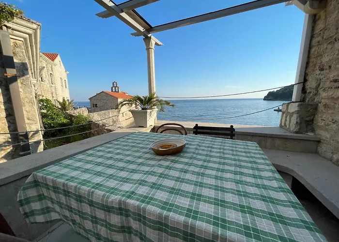 Budva Old Town Beach House Villa