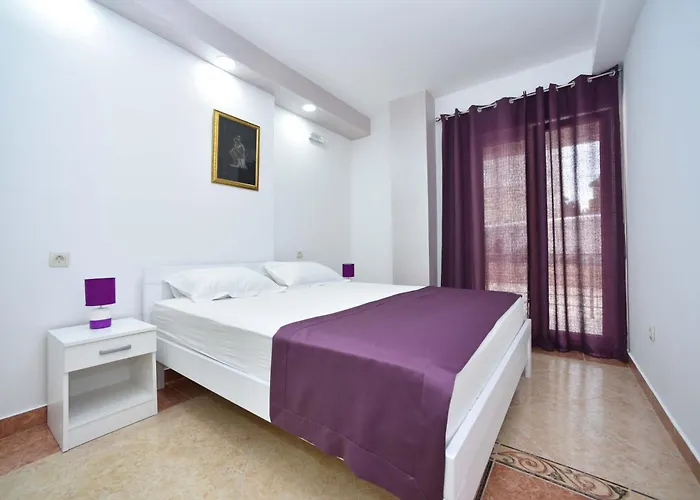 Garni Hotel S Coast Budva