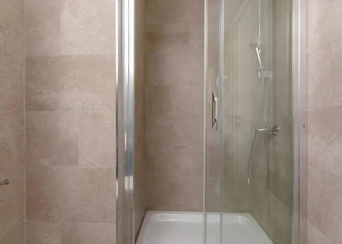 Pet friendly Andrija Fontana Apartment Budva
