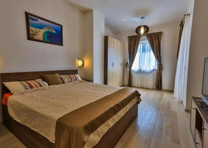 Sunny Villa Tulip Budva