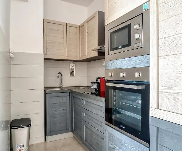 Baby Blue Apartments Budua