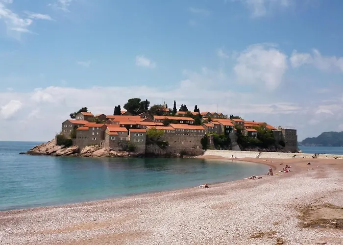Lovely Apartment Sveti Stefan