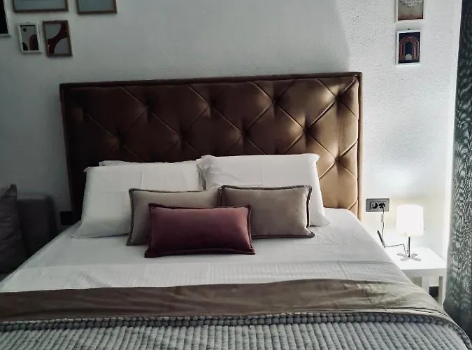 Pet friendly Apartman Rosemary Sveti Stefan