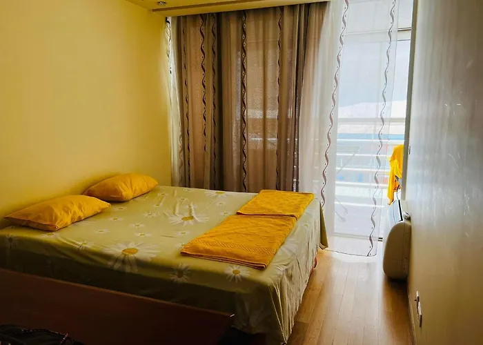 'M&M' Two Bedroom Apartment In Center Of Budva
