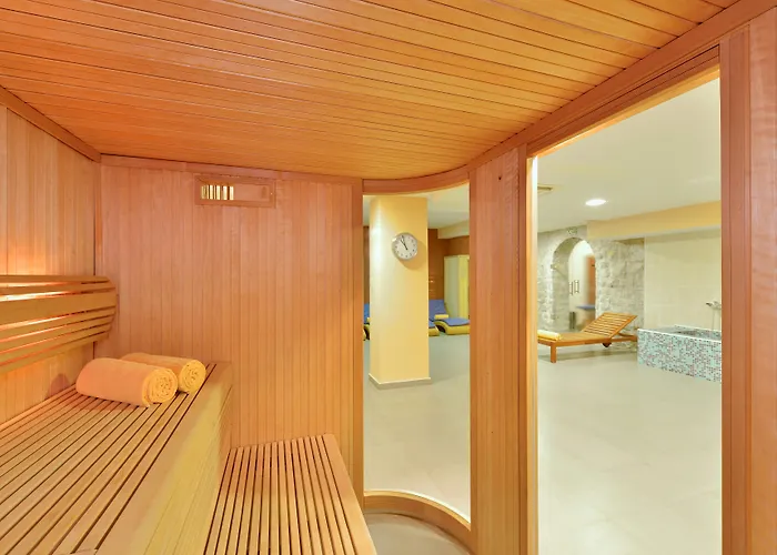 4 Sterne Hotels in Bečići