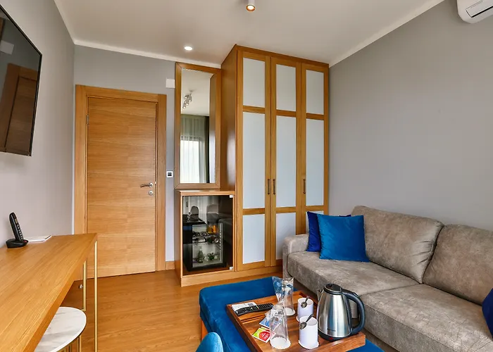 Hotel Lusso Mare By Aycon Budva - 4 star Hotel