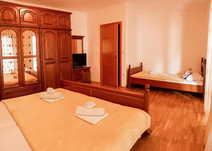 Haustierfreundliches Apartments And Rooms Marija Budva
