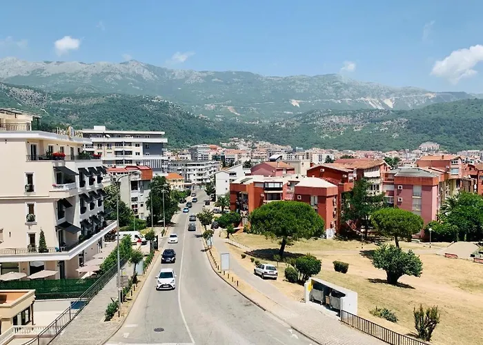Apartments & Rooms Vuksanovic Ivana Budva